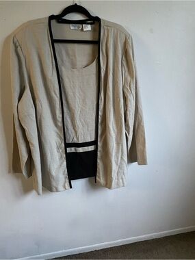 Halston Heritage Beige Open-Front Jacket with Black Trim